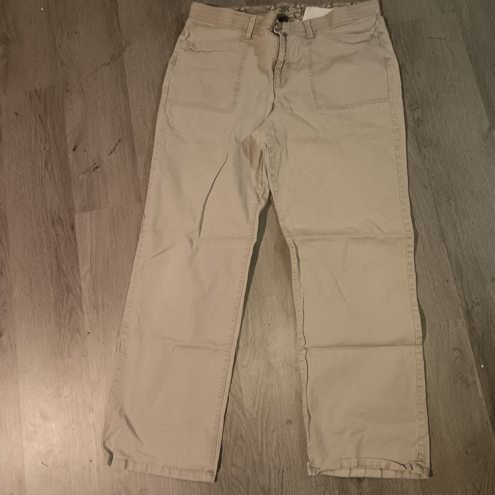 Gloria Vanderbilt Tan Trousers